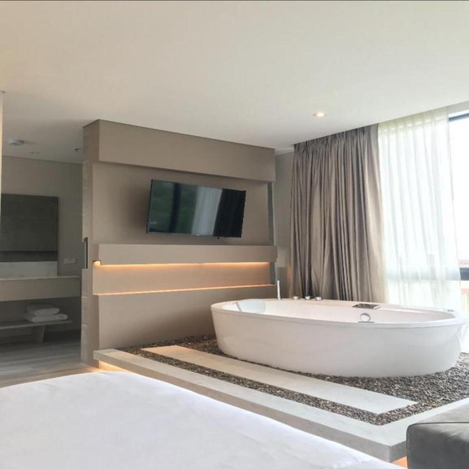 Hotel York Luxury By Preferred 5*